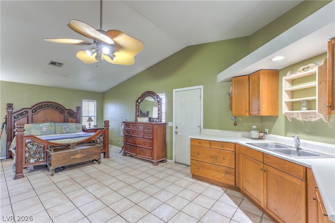 1833 Palo Alto Circle