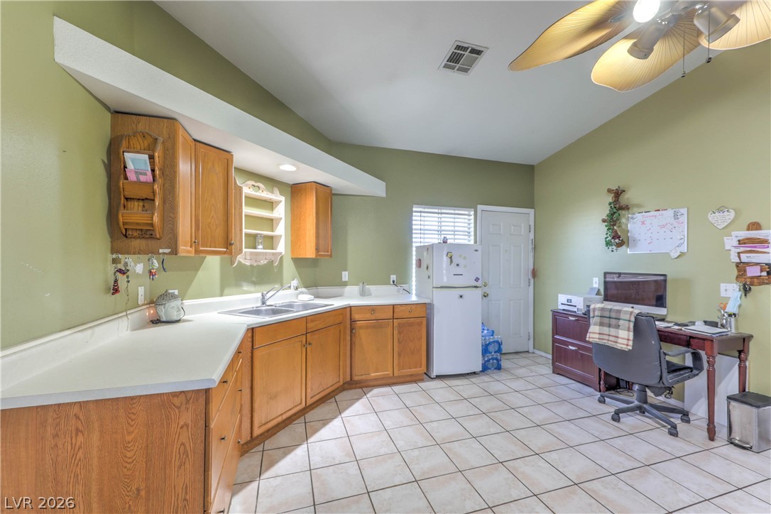 1833 Palo Alto Circle