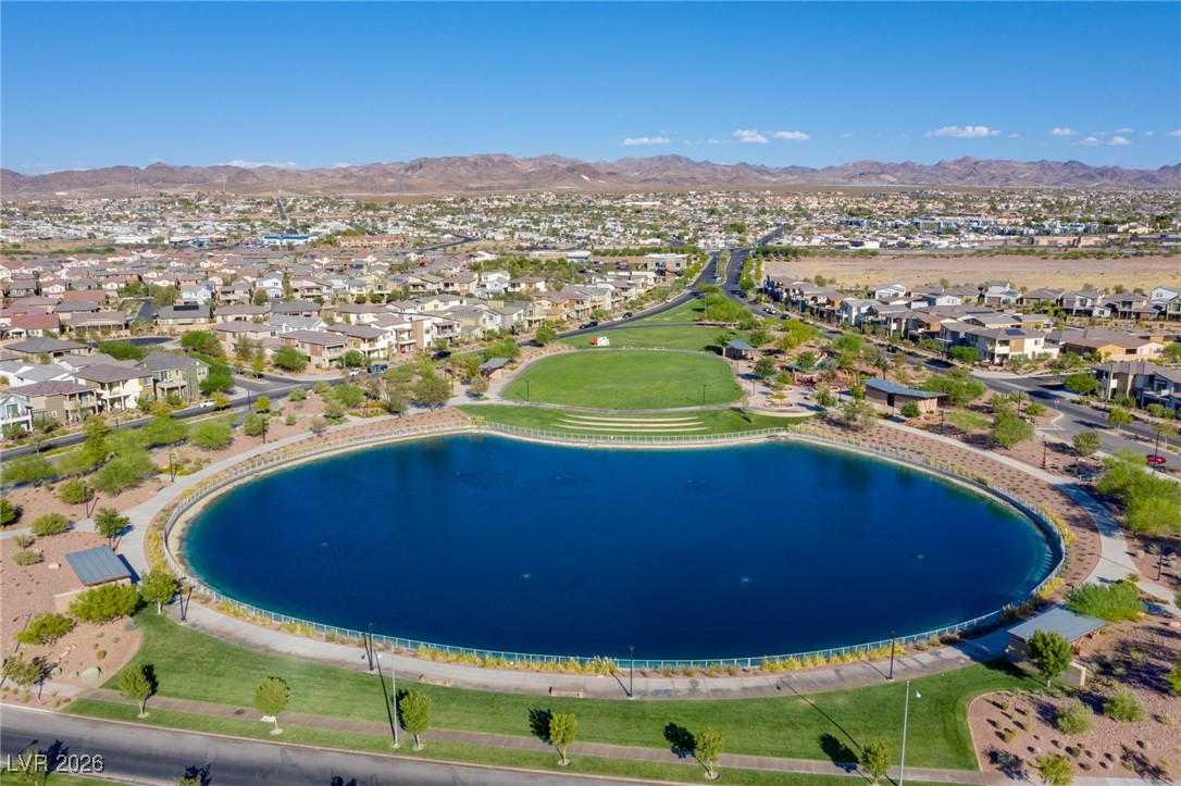 145 Rohan Crest Avenue