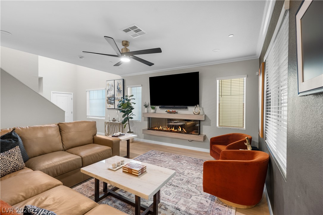 145 Rohan Crest Avenue