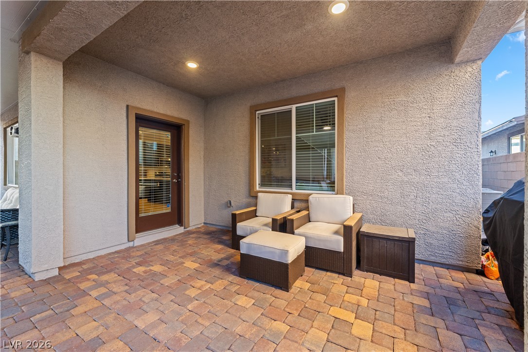 145 Rohan Crest Avenue