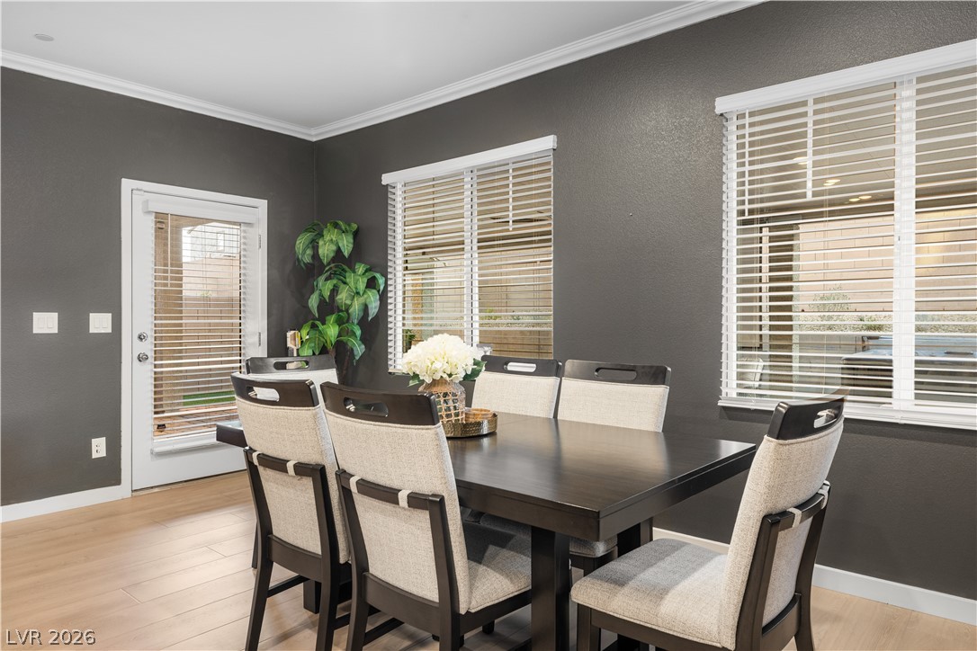 145 Rohan Crest Avenue