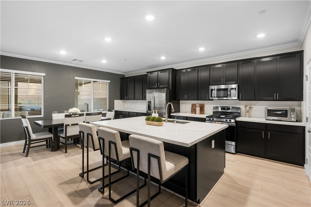 145 Rohan Crest Avenue