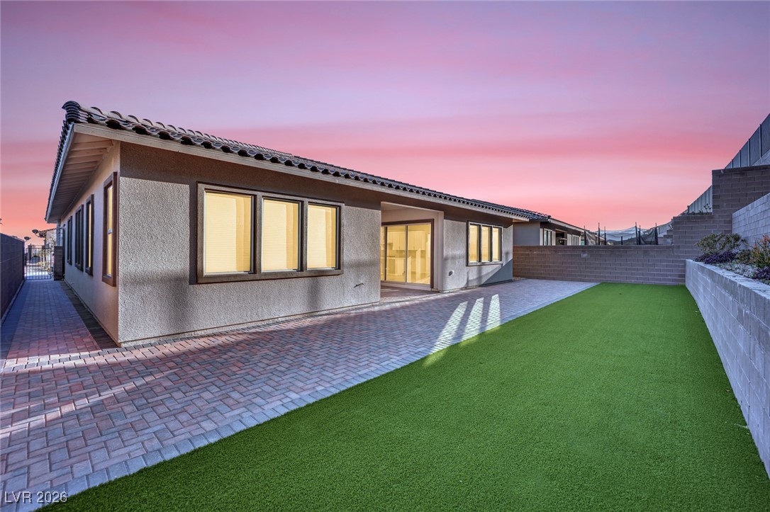 199 Bella Noche Street