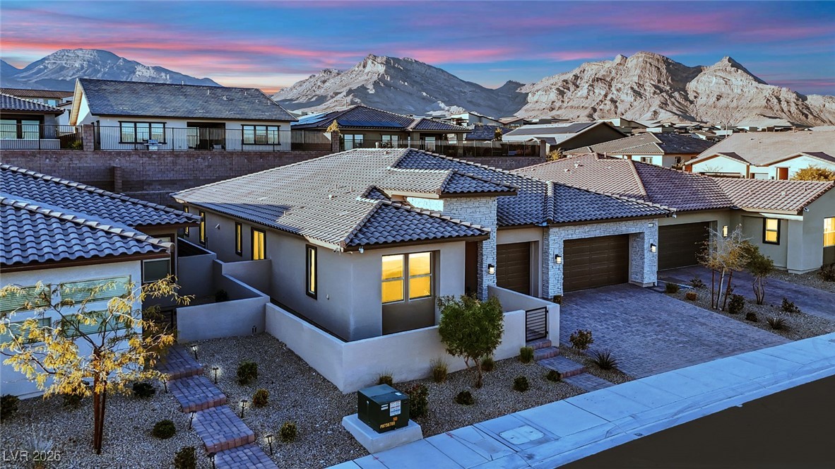 199 Bella Noche Street