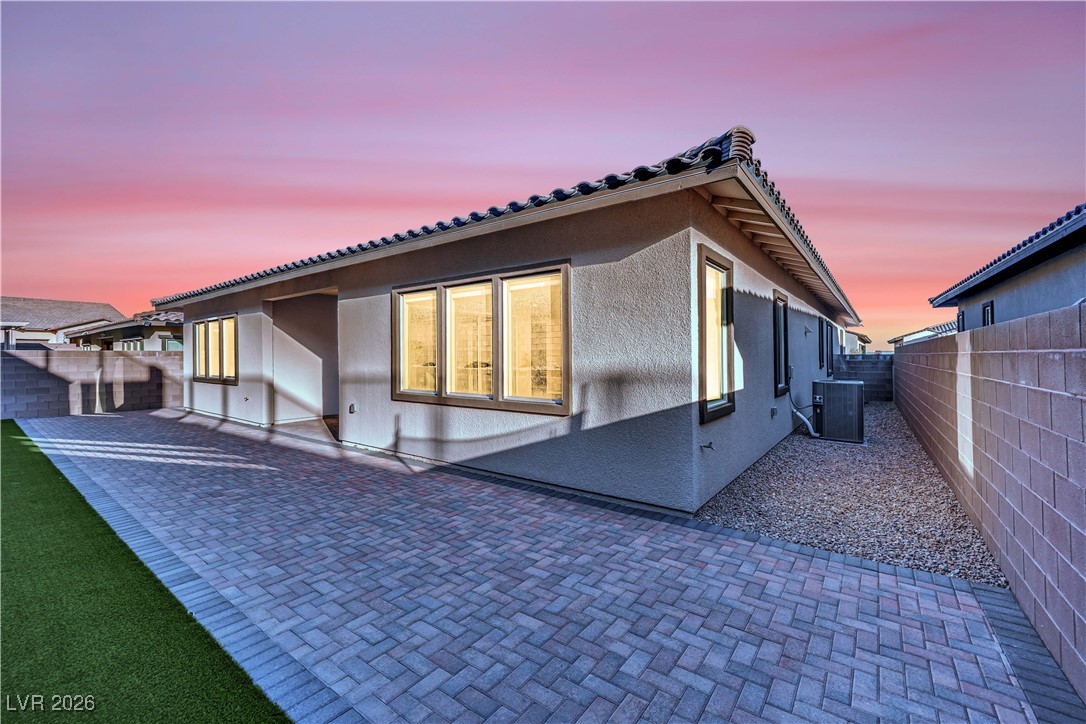 199 Bella Noche Street