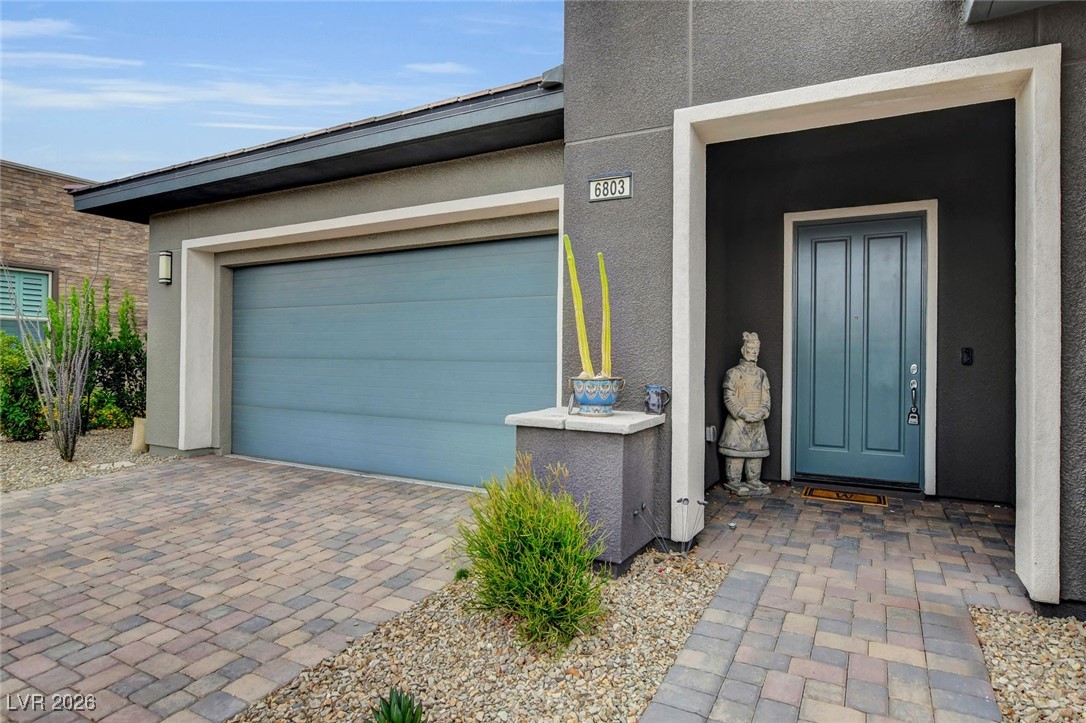 6803 Regency Crest Avenue