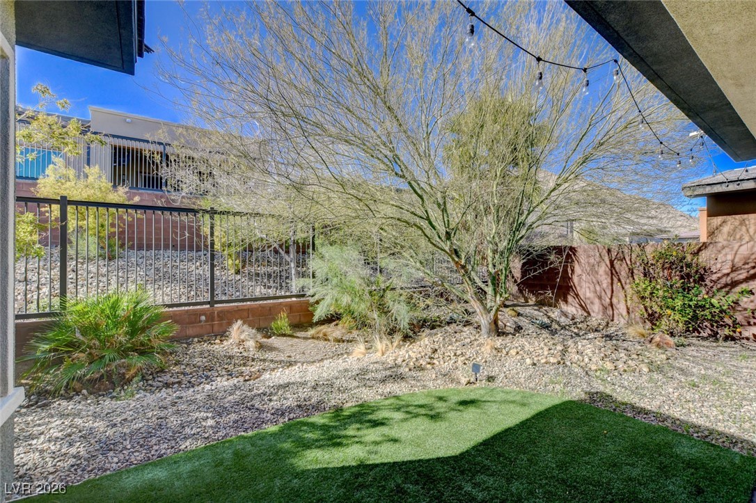 6803 Regency Crest Avenue