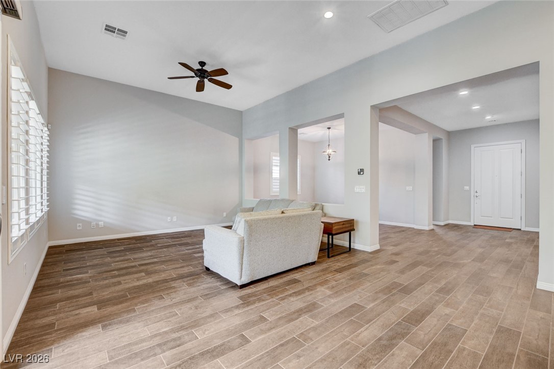 6803 Regency Crest Avenue