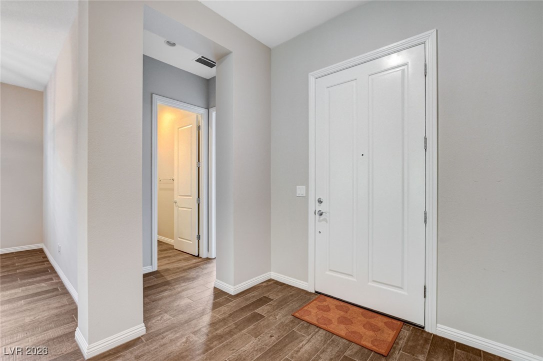 6803 Regency Crest Avenue