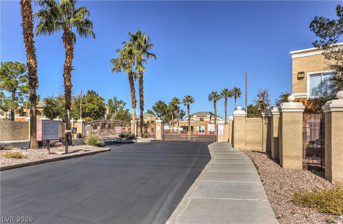 8070 West Russell Road 1052