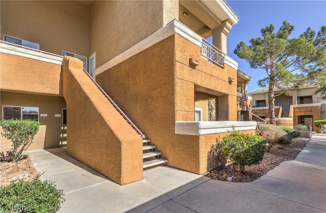 8070 West Russell Road 1052