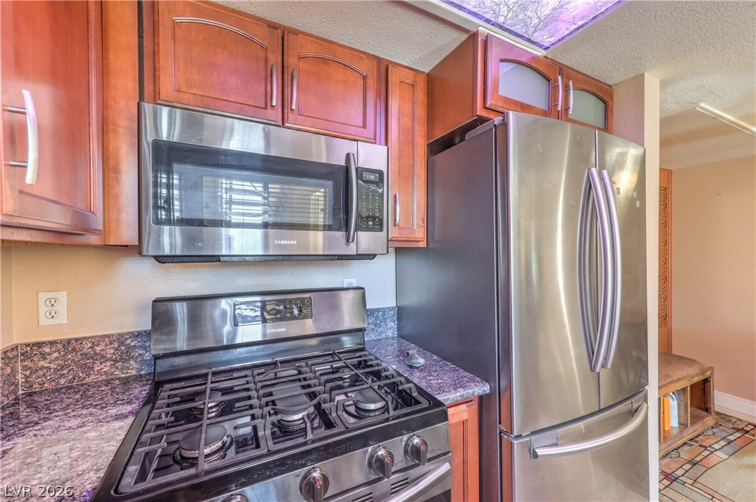 8070 West Russell Road 1052