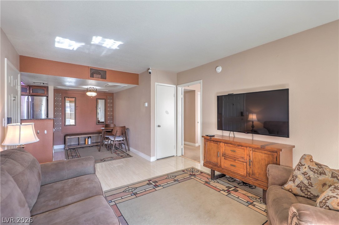 8070 West Russell Road 1052