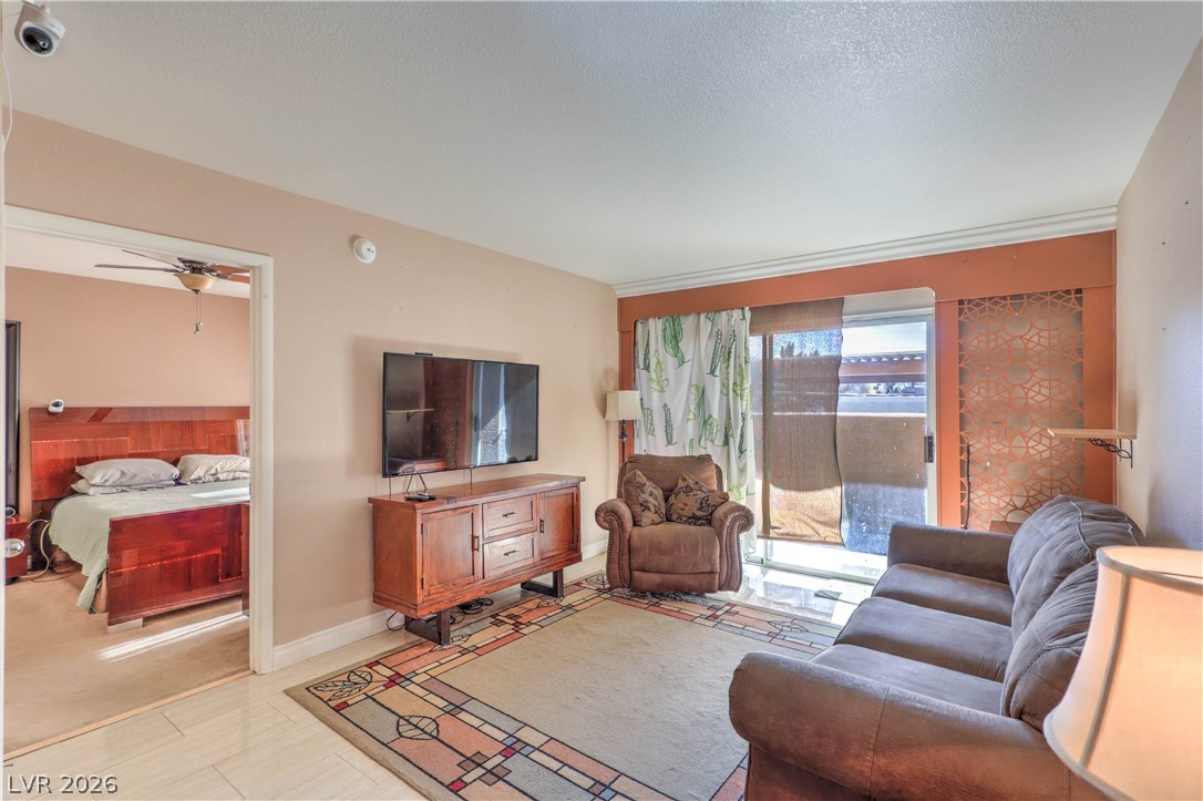 8070 West Russell Road 1052