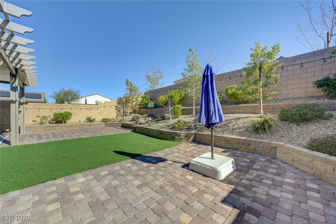 556 Comodo Street