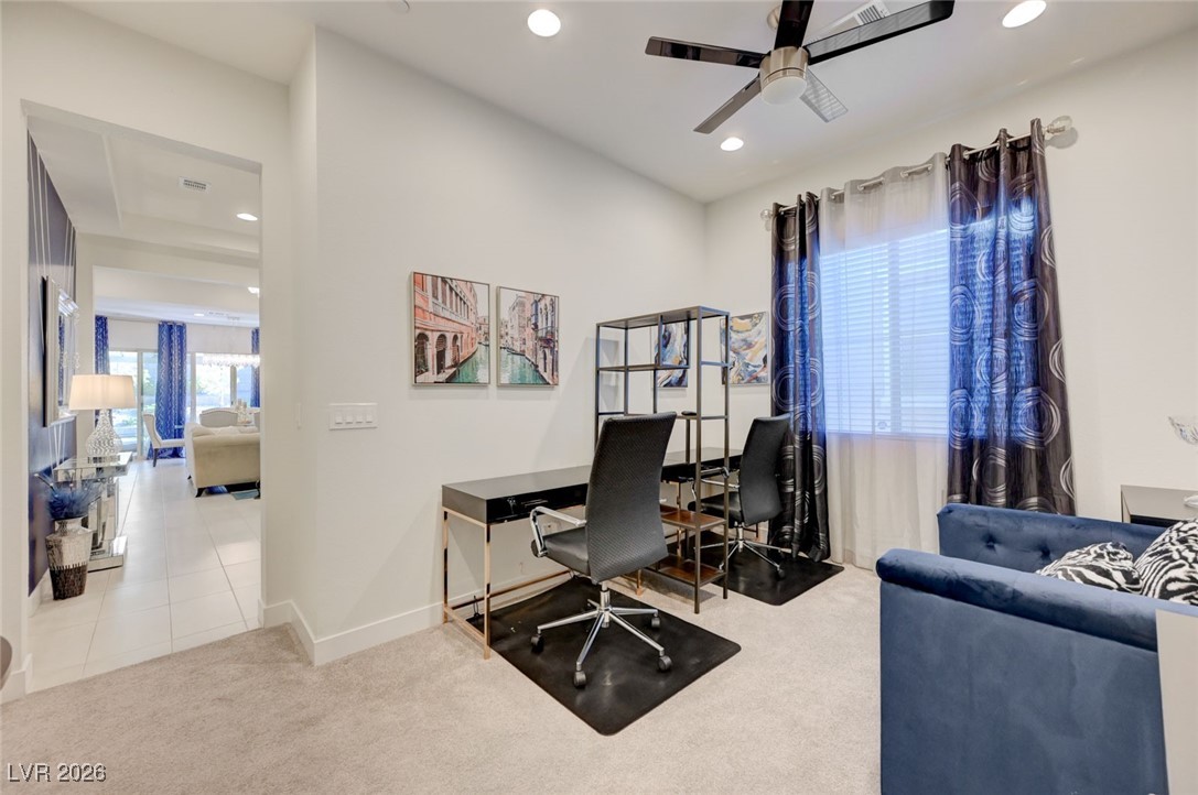 556 Comodo Street