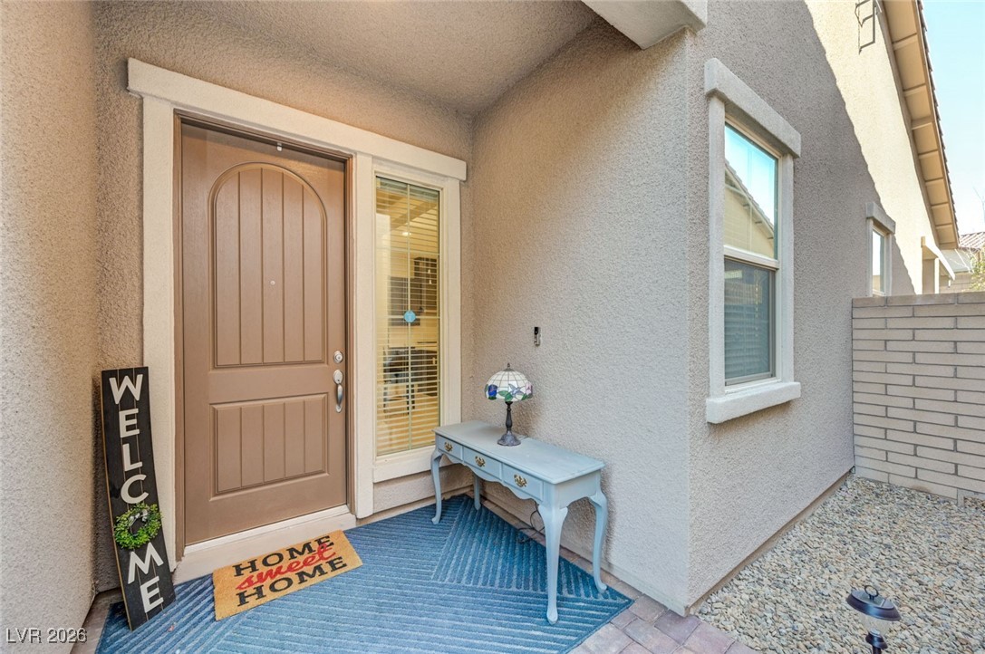 556 Comodo Street