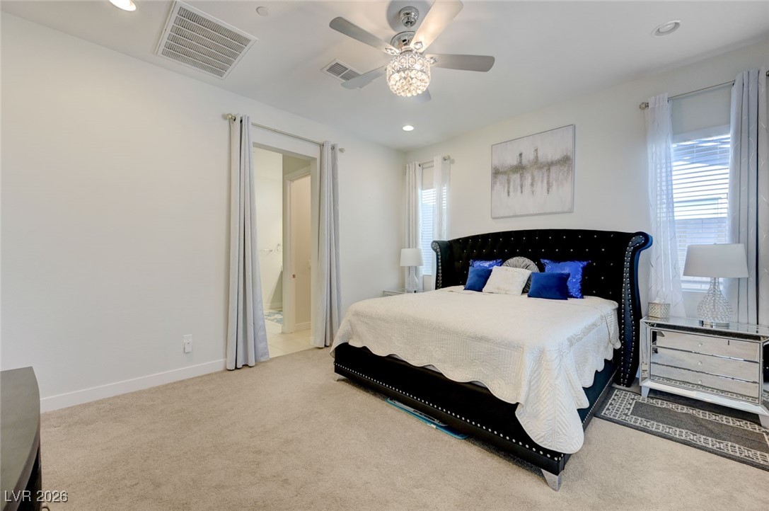 556 Comodo Street