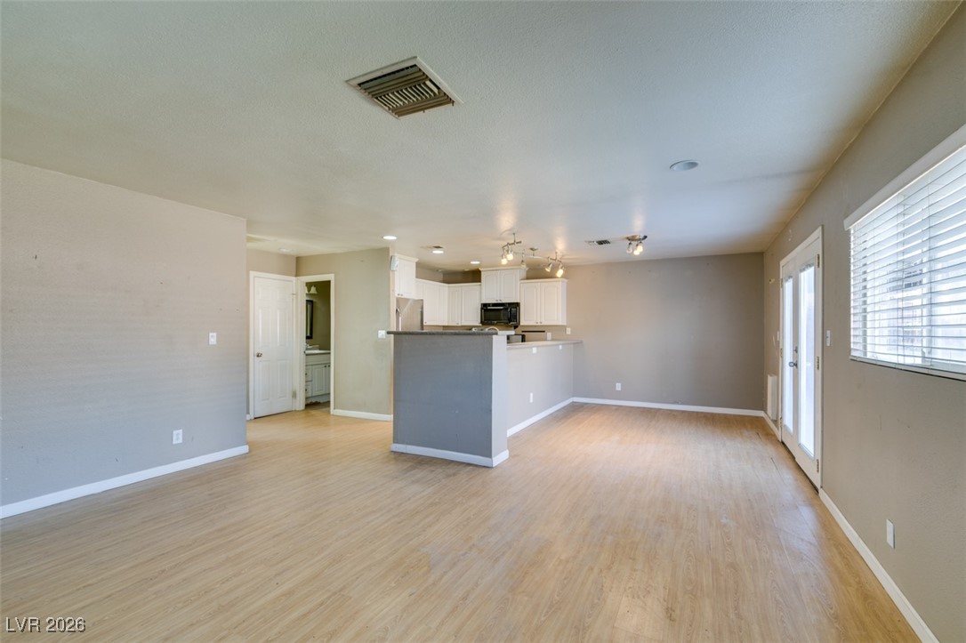 5650 Sea Breeze Avenue