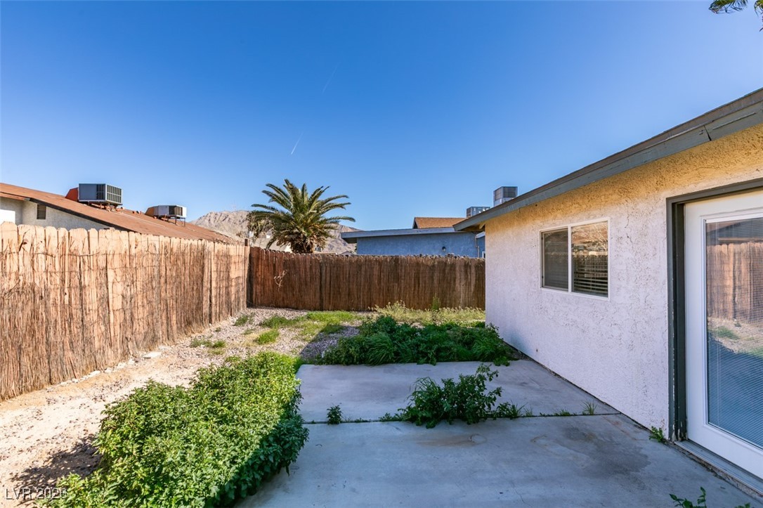 5650 Sea Breeze Avenue