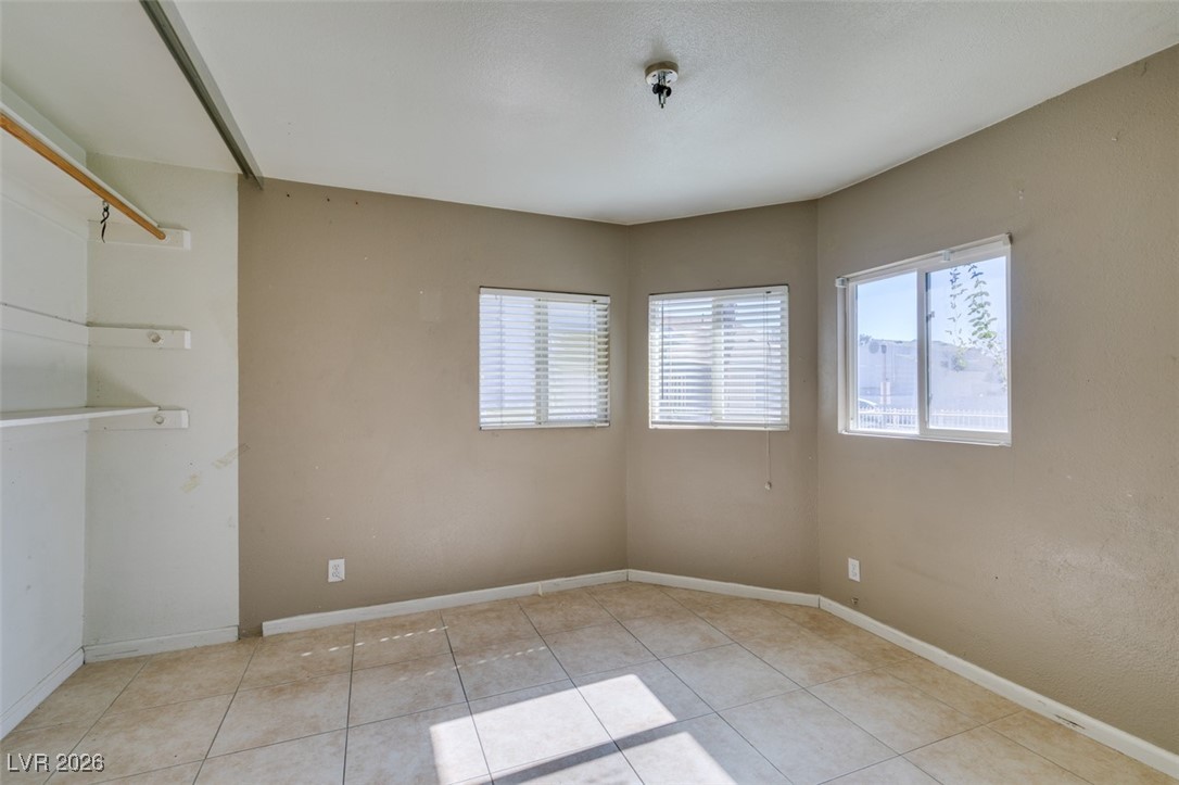 5650 Sea Breeze Avenue