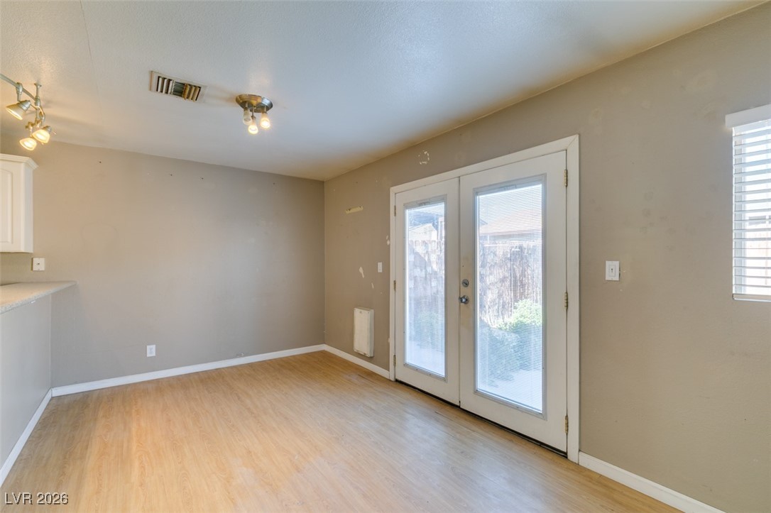 5650 Sea Breeze Avenue