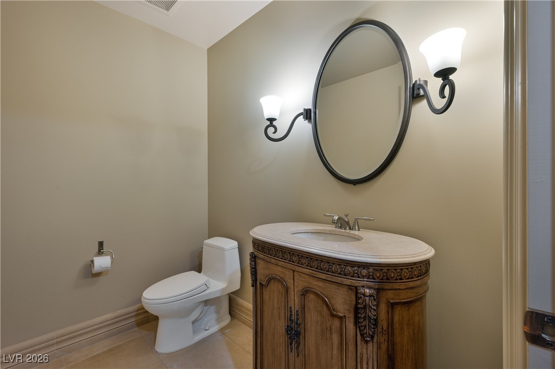 9101 Alta Drive 402