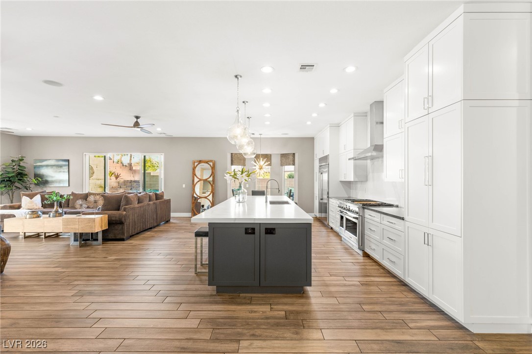 4663 Creeping Fig Court