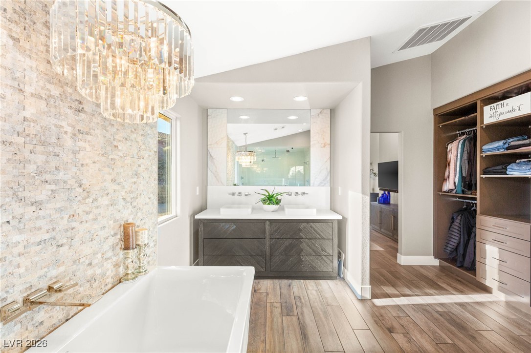 4663 Creeping Fig Court