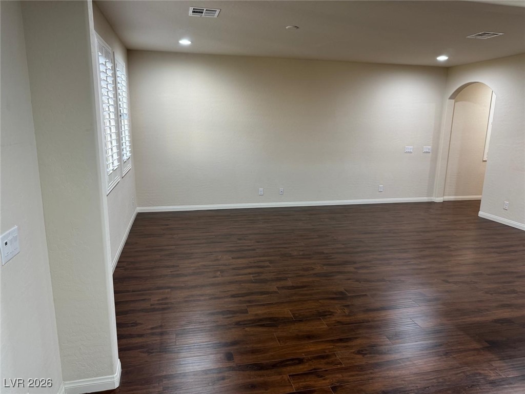 7042 Seat Wall Road