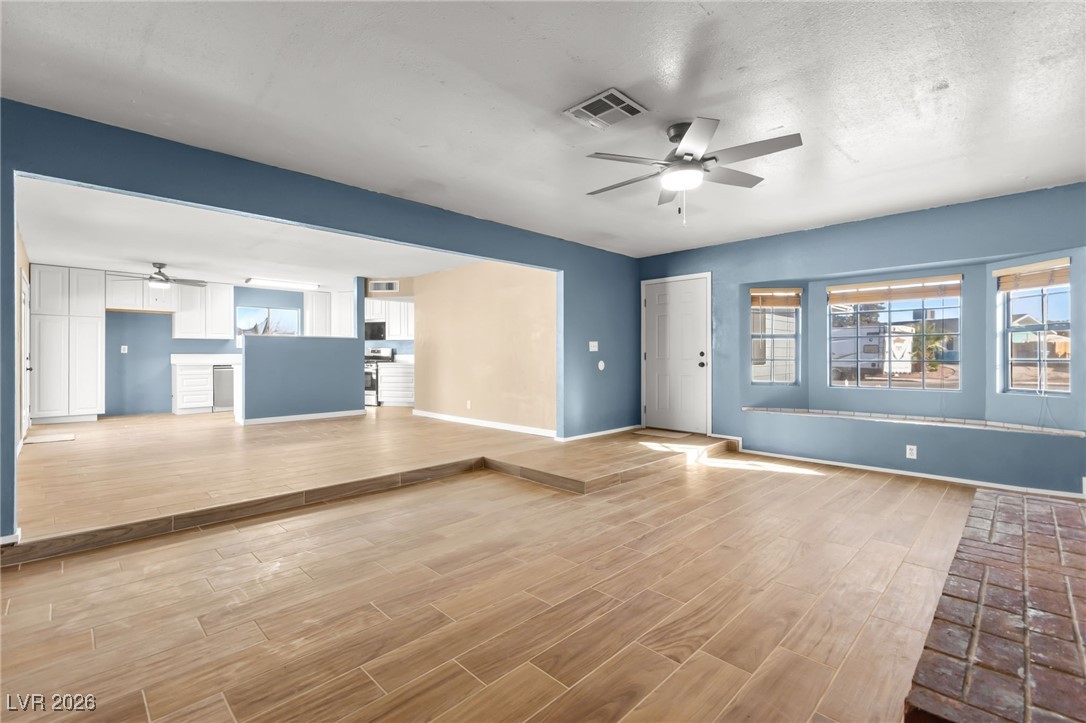 5155 Saratoga Drive