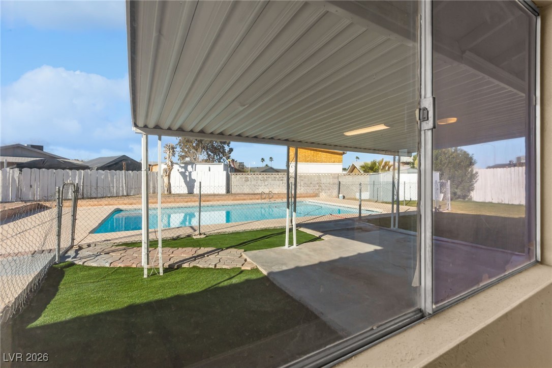 5155 Saratoga Drive