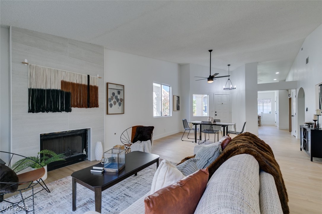 2747 Quaker Ridge Road