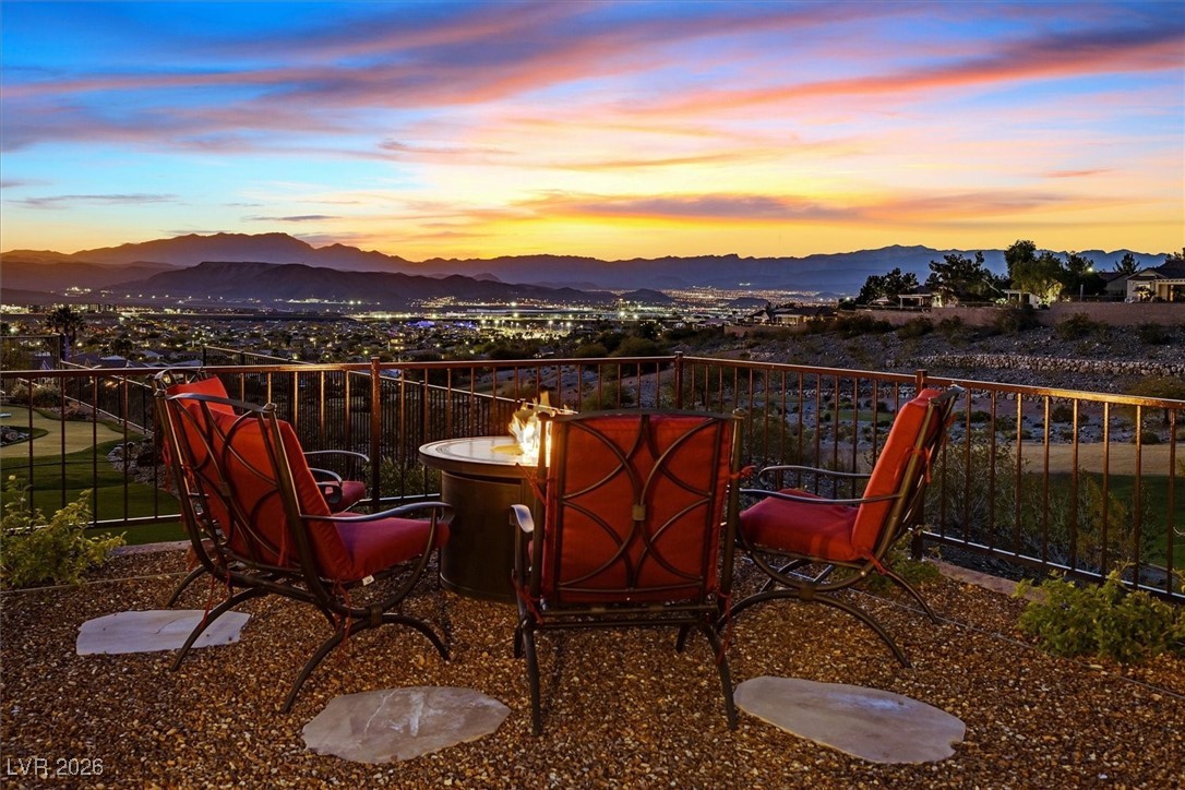 2446 Hardin Ridge Drive