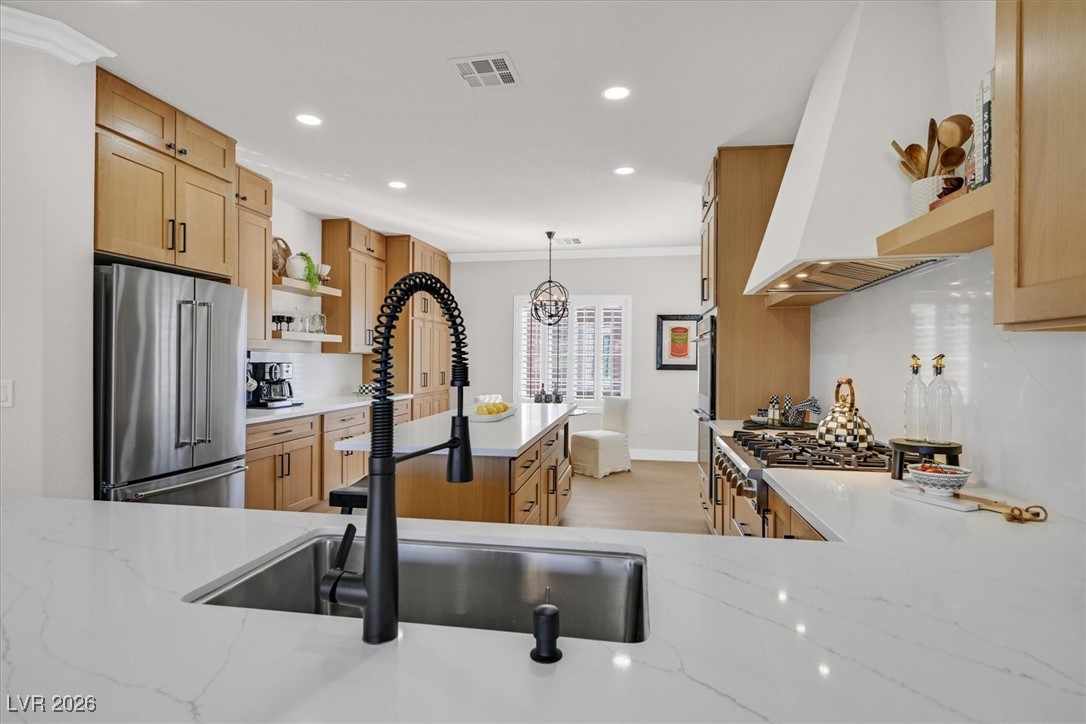 2446 Hardin Ridge Drive