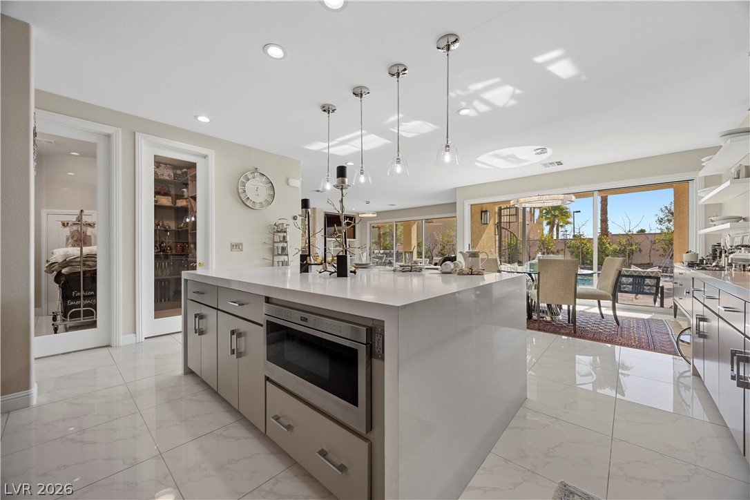 10721 Capesthorne Way