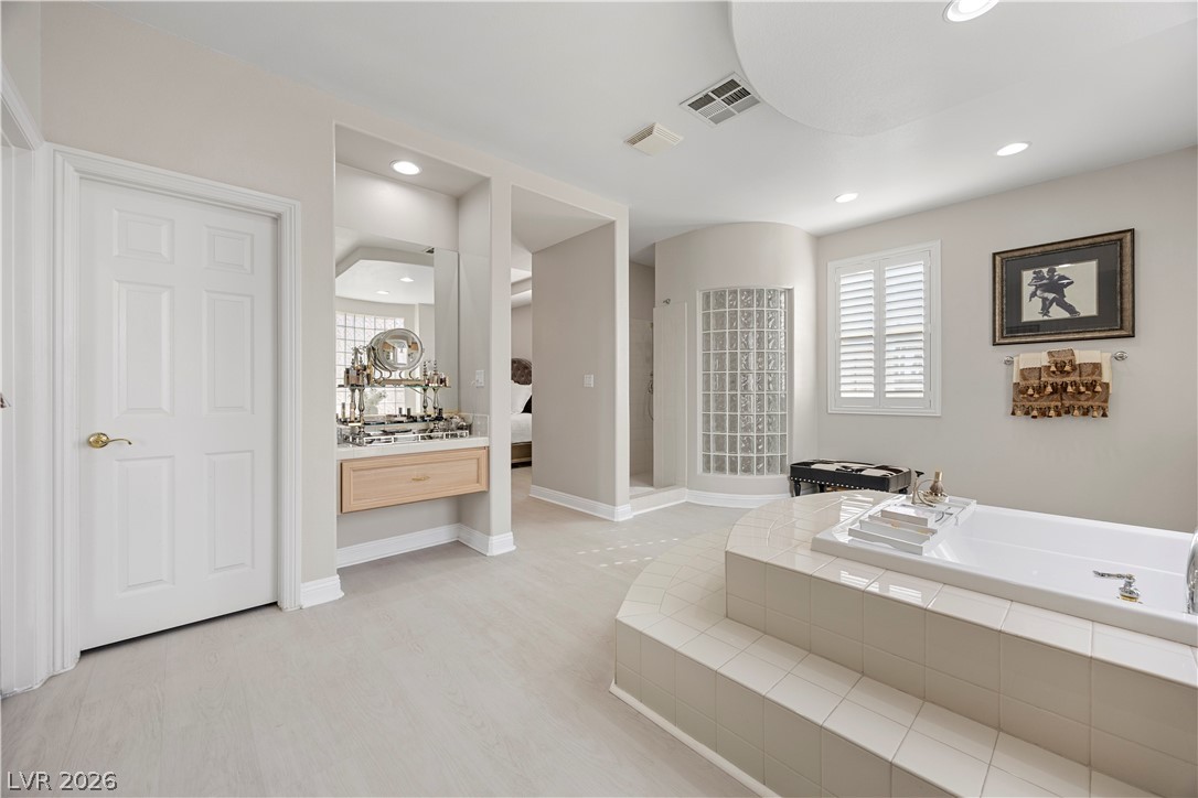 10721 Capesthorne Way