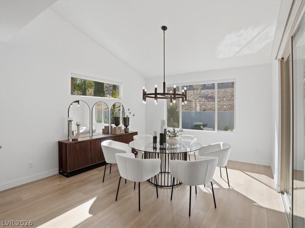 9725 Starlight Ridge Avenue