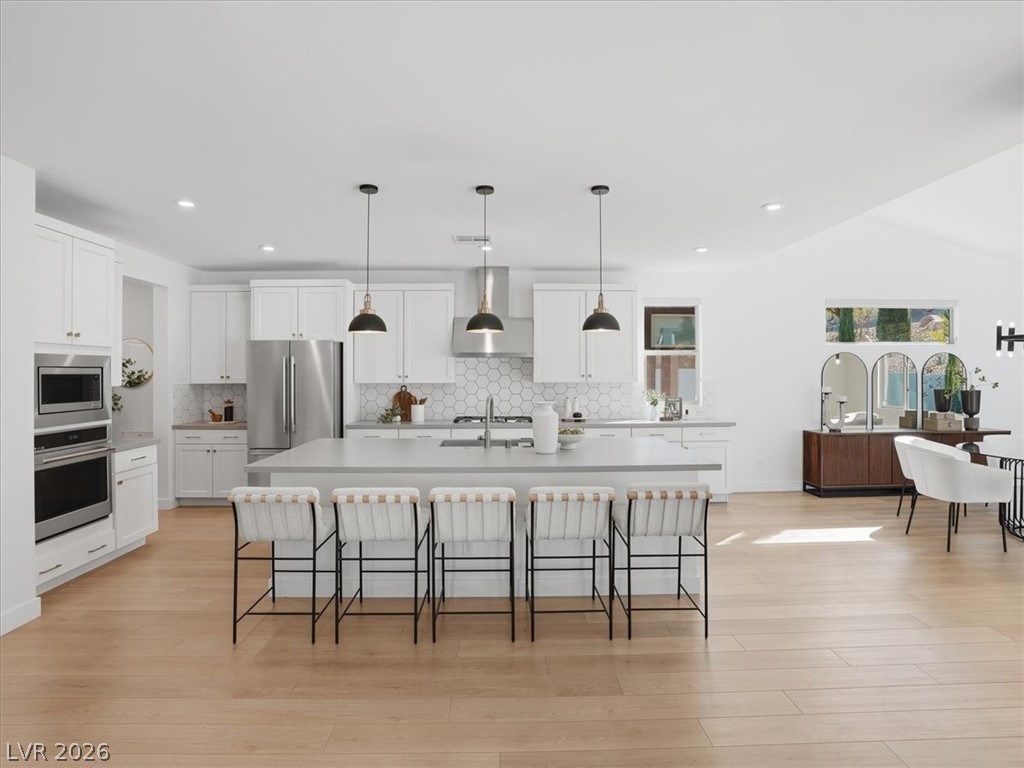 9725 Starlight Ridge Avenue