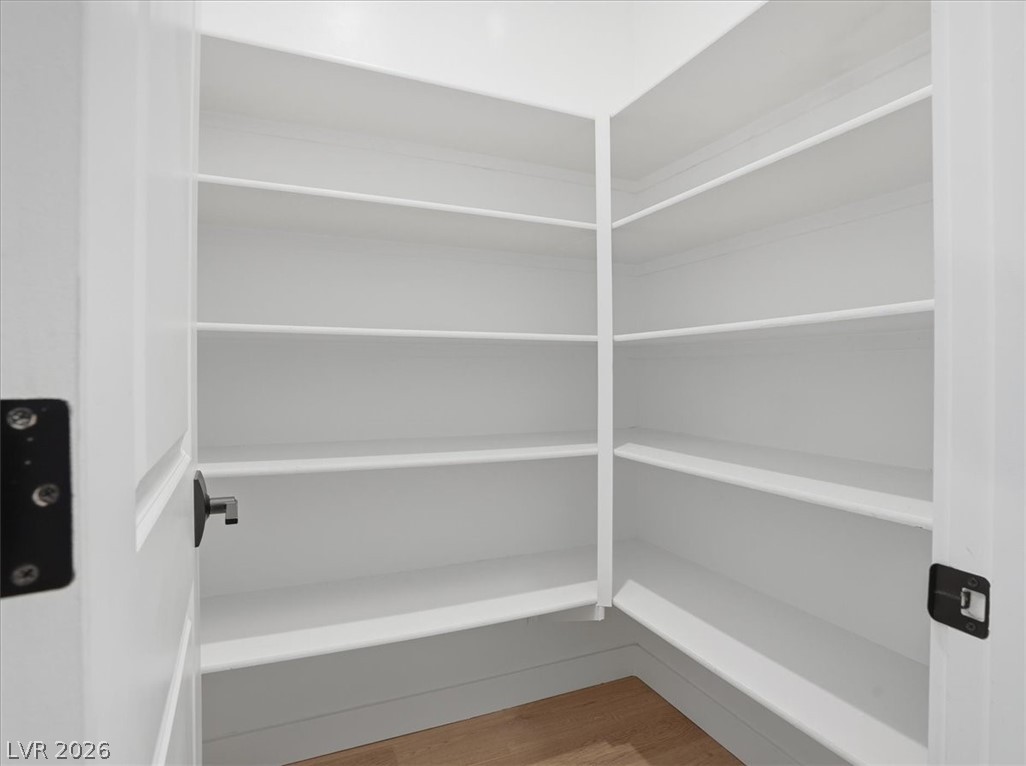 9725 Starlight Ridge Avenue