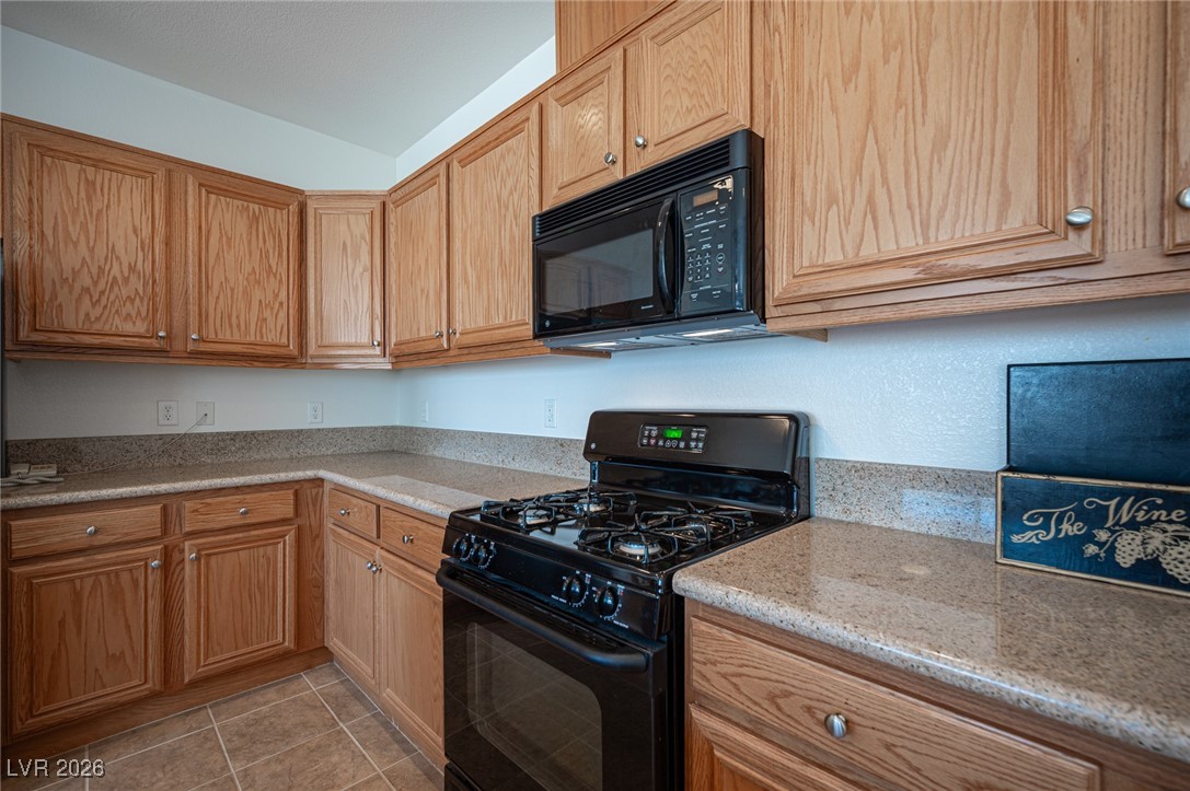 7532 Coyote Cave Avenue