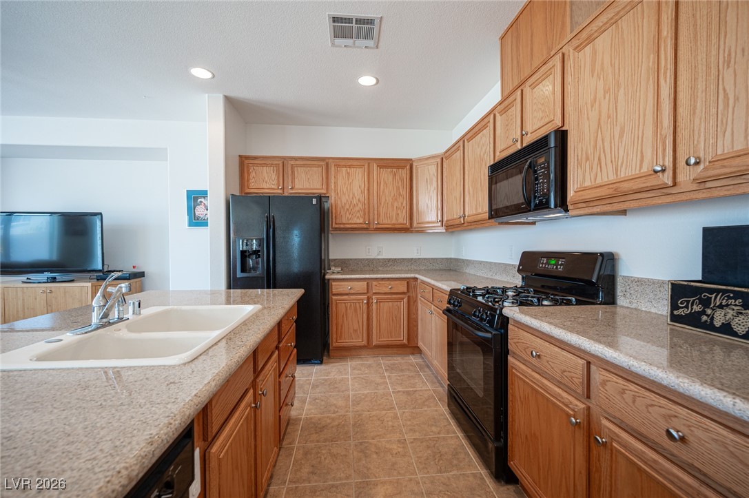 7532 Coyote Cave Avenue