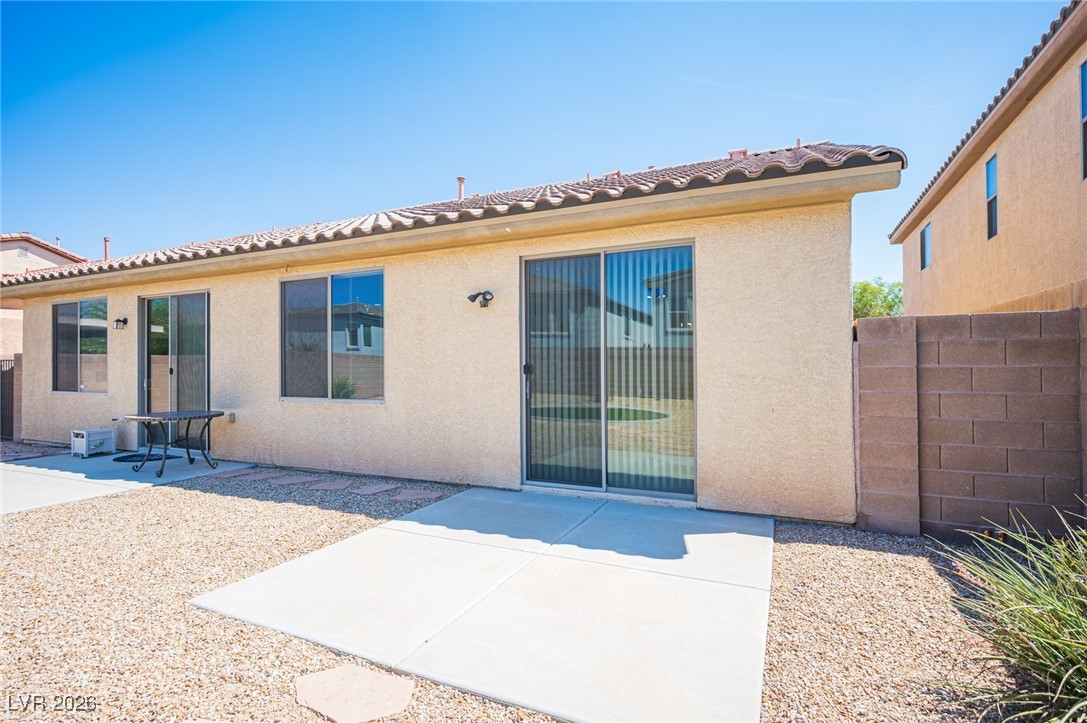 7532 Coyote Cave Avenue