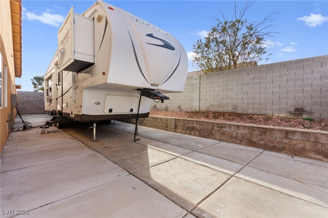 2201 Radiant Beam Avenue