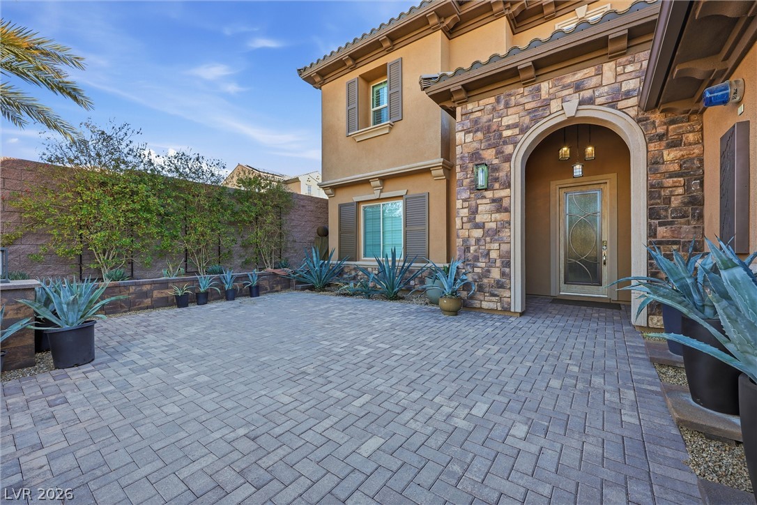 2800 Josephine Drive