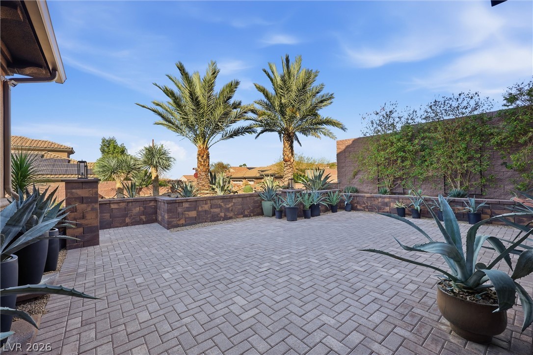 2800 Josephine Drive