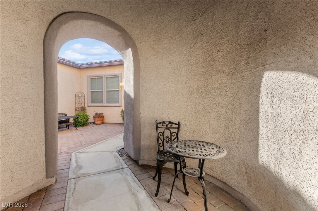 7017 Arcadia Creek Street