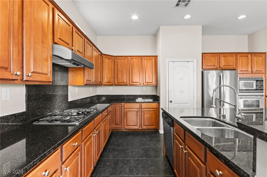 7017 Arcadia Creek Street