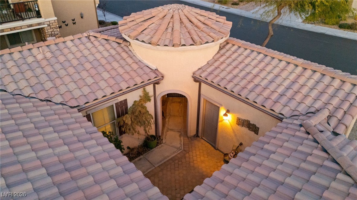 7017 Arcadia Creek Street